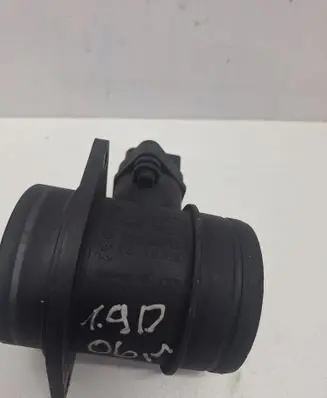 Volkswagen Golf V Mass air flow meter 038906461B 0281002531