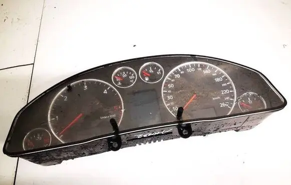 Audi A6 S6 C5 4B Speedometer (instrument cluster) 88311285 110080128001