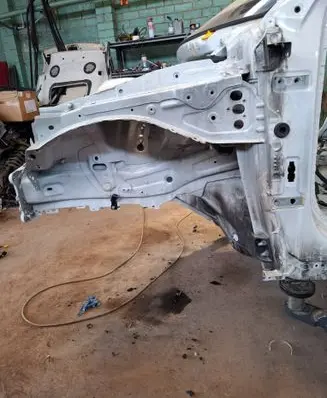 Volvo C40 Front quarter panel 