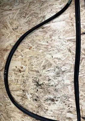 Toyota Avensis T250 Front door rubber seal 
