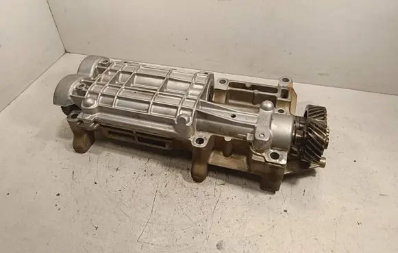 Nissan Navara D40 Oil pump balance shaft 