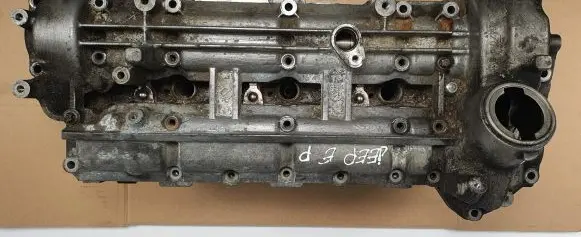 Jeep Grand Cherokee (WK) Engine head 22001202