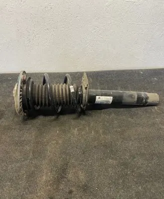 BMW 4 F32 F33 Front shock absorber/damper 6868663