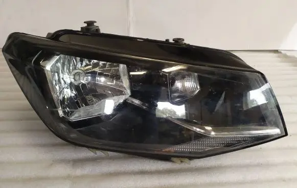 Volkswagen Caddy Headlight/headlamp 20109002