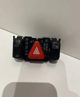 Mercedes-Benz C W202 Hazard light switch 2028207810