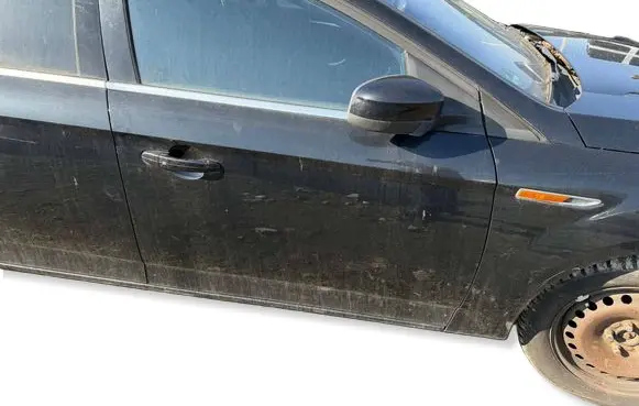 Ford Mondeo MK IV Front door 