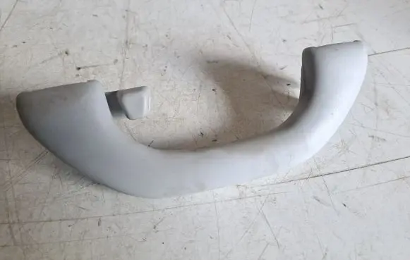 Volkswagen PASSAT B7 Rear interior roof grab handle 1K0857607N