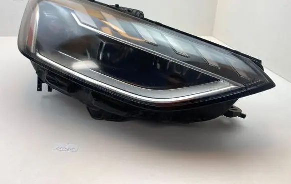 Audi A4 S4 B9 8W Headlight/headlamp 8W0941034F LE18F6424 030257623400