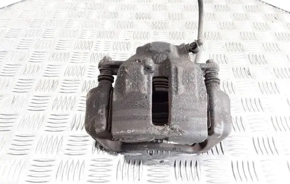 Mercedes-Benz C W203 Front brake caliper