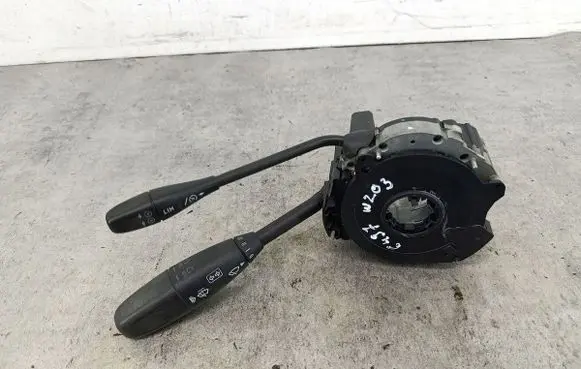 Mercedes-Benz E W211 Wiper turn signal indicator stalk/switch