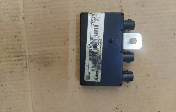 BMW 3 E46 Antenna control unit 8380944