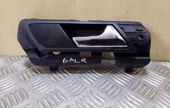 Mercedes-Benz ML W164 Rear door interior handle