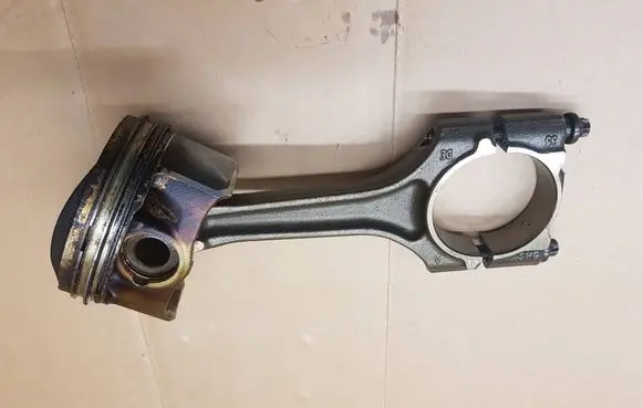 Audi A3 S3 8V Piston with connecting rod