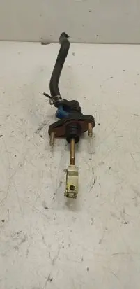 Toyota Corolla E120 E130 Clutch slave cylinder 