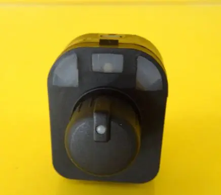 Audi A4 S4 B7 8E 8H Wing mirror switch 8E0959565