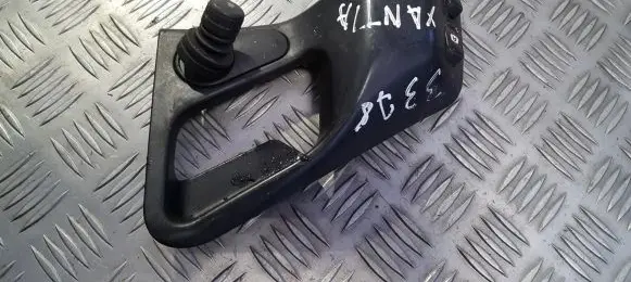 Citroen Xantia Front door window switch trim 9613735677