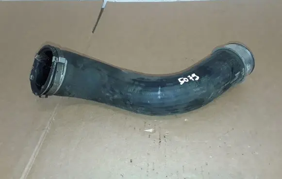 Mercedes-Benz C W204 Intercooler hose/pipe A2045281882