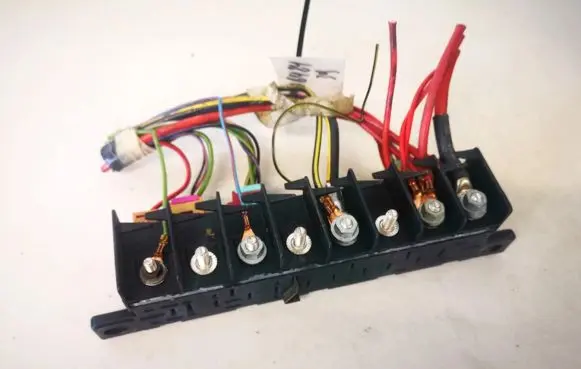 Audi A4 S4 B5 8D Fuse box set 4a0941822