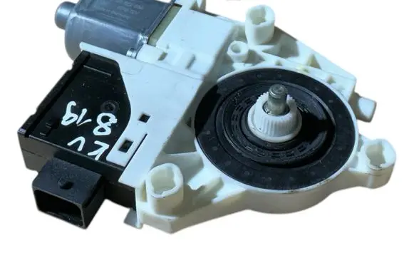 Jeep Renegade Front door window regulator motor 0130822664 C44131102 C37723103
