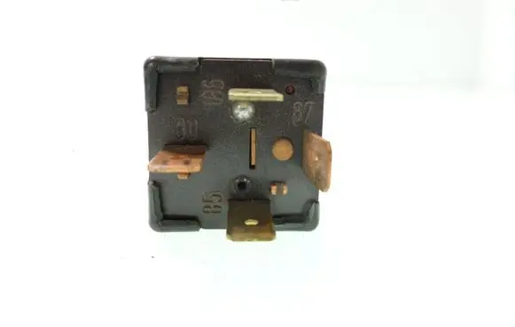 Audi A6 S6 C5 4B Other relay 443919578C 267
