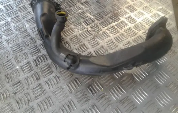 Renault Megane III Intercooler hose/pipe 8200645723