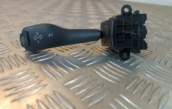 BMW 3 E46 Indicator stalk 01104010 8363668M
