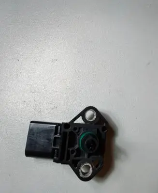 Volkswagen Golf VII Turbo air boost pressure sensor 03G906051M 0261230566