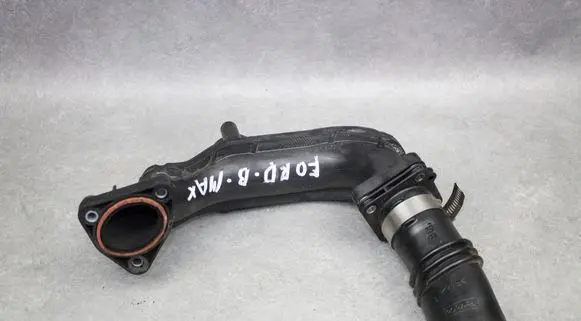 Ford B-MAX Intercooler pipe mounting bracket 9674942390