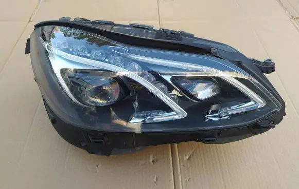 Mercedes-Benz E W212 Headlight/headlamp A2129063203