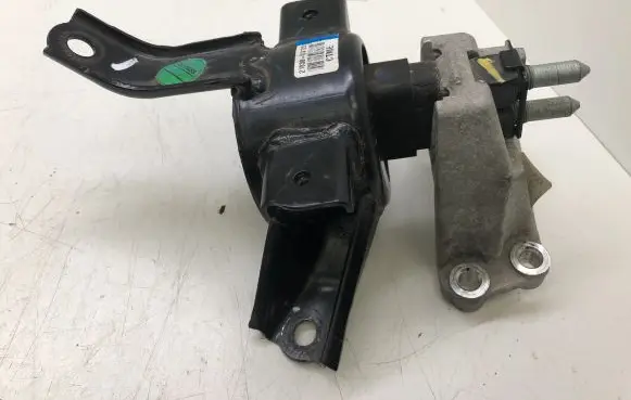 Hyundai i10 Gearbox mount 21830C4100