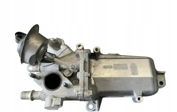 Renault Master III EGR valve cooler 147355238R