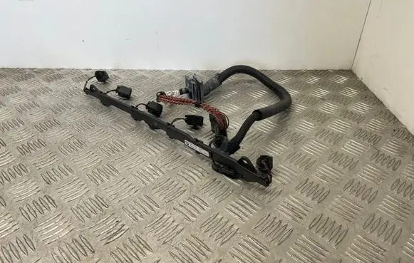 BMW 3 E90 E91 Fuel injector wires 7808234 7560707
