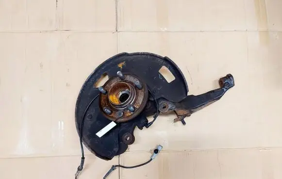 Land Rover Range Rover L322 Rear wheel hub spindle/knuckle 