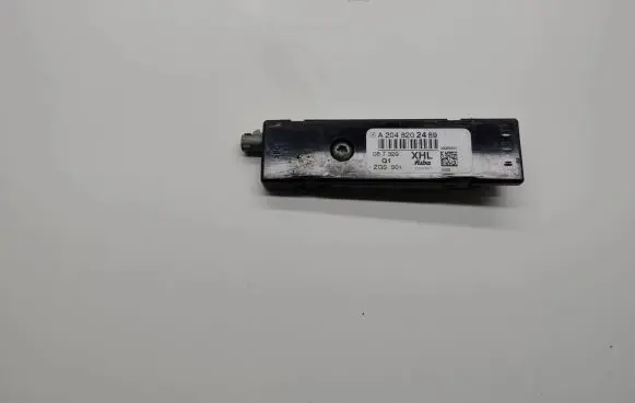 Mercedes-Benz GLK (X204) Antenna control unit A2048202489 28059833 08T329
