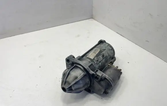Mercedes-Benz C W203 Starter motor A0051511301