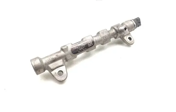 Opel Insignia A Fuel main line pipe 55576177 0445214221