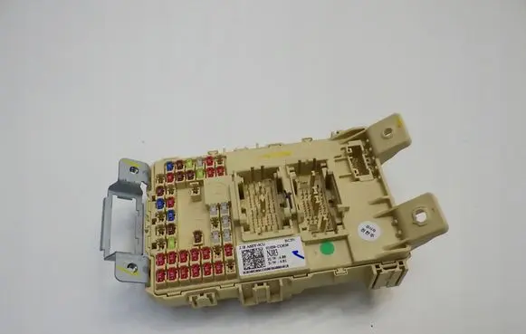 Hyundai i20 (BC3 BI3) Fuse module 91950CO030