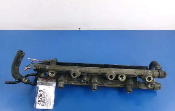 Mazda Xedos 6 Fuel main line pipe 197020-0020