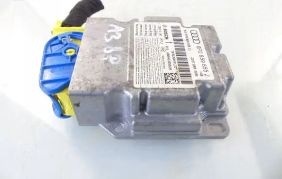 Audi A3 S3 8P Airbag control unit/module 8P0959655J