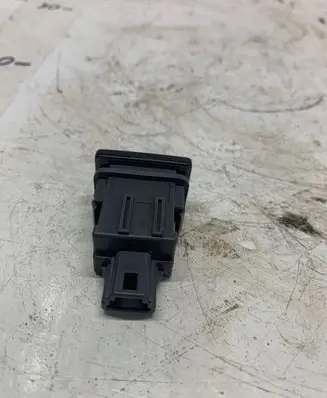 Lexus IS III XE30 Tailgate/boot open switch button 15a998