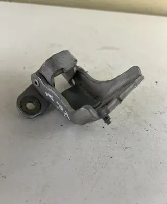 Mercedes-Benz ML W163 Front door upper hinge 