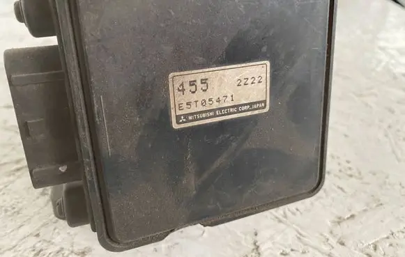 Mitsubishi 3000 GT Mass air flow meter