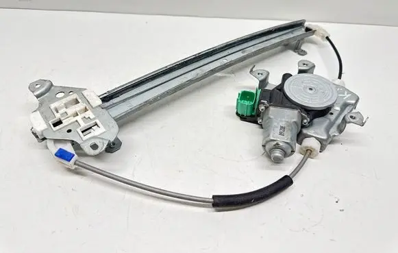 Nissan Juke I F15 Front door window regulator with motor 80731 7210 302160