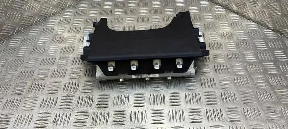 Knee airbag