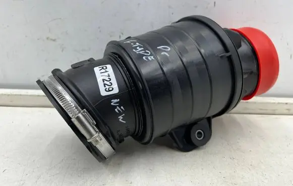 Intake resonator