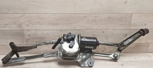 Volvo XC90 Front wiper linkage and motor 31250091