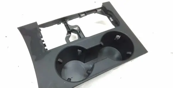 Cup holder front