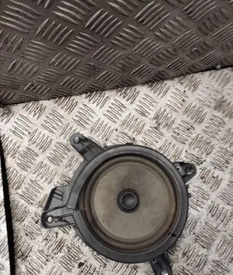 Volvo V70 Front door speaker 9459549