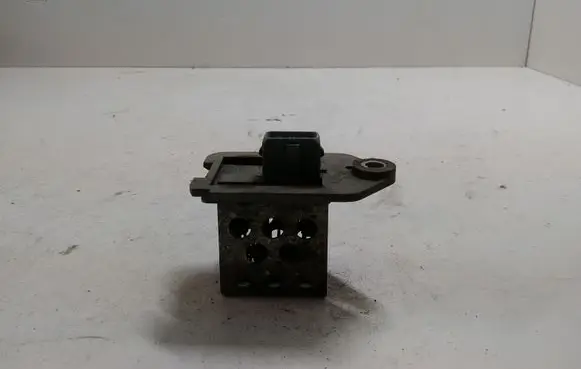 Peugeot 607 Fan control module 9641212580