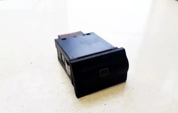 Skoda Octavia Mk1 (1U) Windscreen/window heater switch 1U0959621A